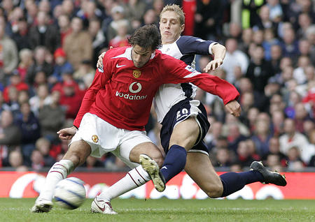 整个足球界 整个足球界